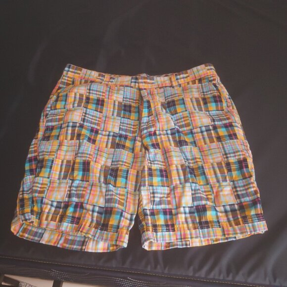 Shorts - Picture 1 of 2